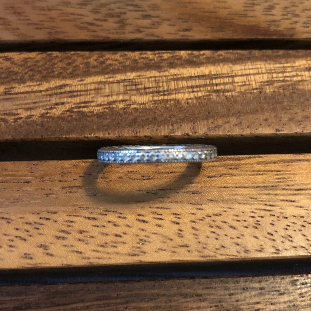 PANDORA Radiant Hearts Ring